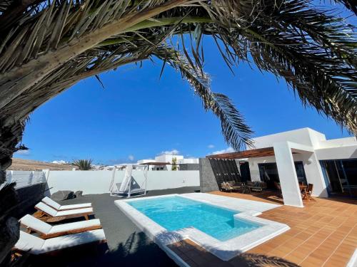 Villa Tahona by Villalia