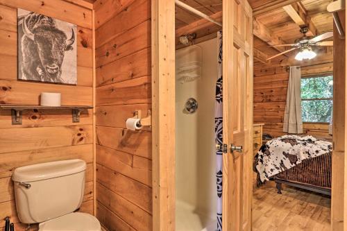 3 Mi to Pigeon Forge: Cabin w/ Hot Tub & Deck photo 24
