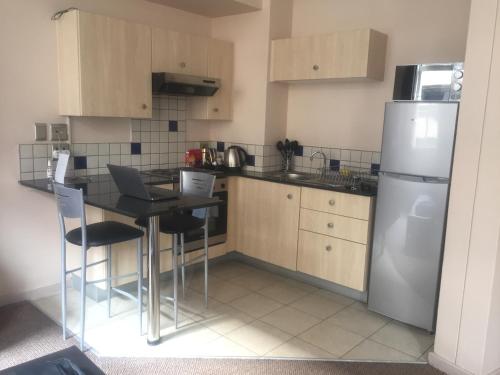 Nhà bếp/bếp nhỏ tại 201Mapungubwe Hotel Apartments - Home Away from Home