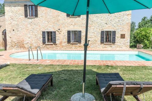 Πισίνα στο ή κοντά στο Villa Ca de Angeli - Tabiano Castle Country Villas