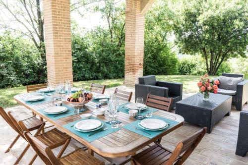 Κήπος έξω από το Villa Ca de Angeli - Tabiano Castle Country Villas