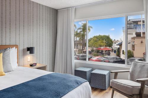 Postel nebo postele na pokoji v ubytování Sea Harbor Hotel - San Diego