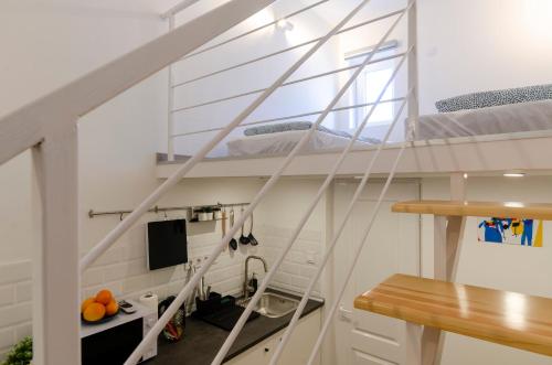 Una cocina o zona de cocina en Bartok Suites