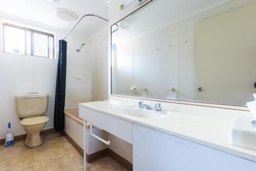 Koupelna v ubytování Midlands Motel