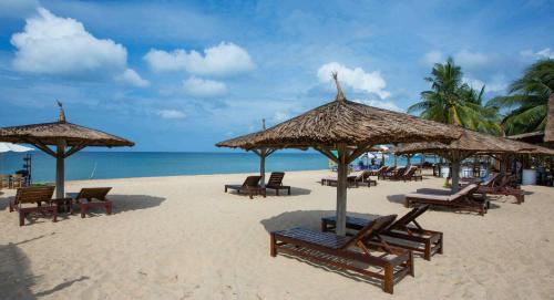 Valley Village Resort Phu Quoc — Beach