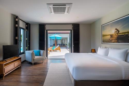 Photo de la galerie de l'établissement Ultimate Luxury Bali Style Villa with 5 Bedrooms! B11, à Hua Hin