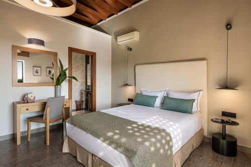 Postel nebo postele na pokoji v ubytování Caldera Platanias Villas