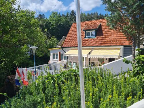 Ferienhaus BLACK & WHITE – Photos 2