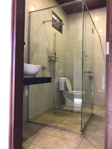 Ένα μπάνιο στο Singgahsana Villa