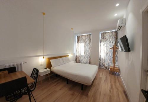 Gallery image of Hostal Manuela by gaiarooms in Madrid