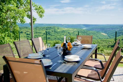 Apartment Stancija Loj with Private Pool – Photos 2
