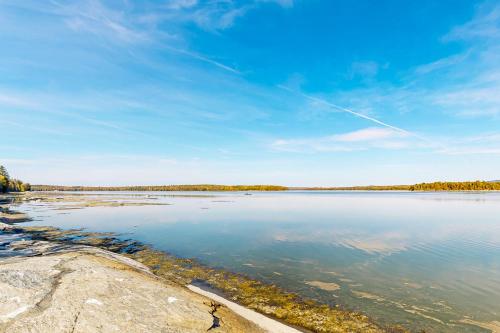 a view of a large body of water at Rogers Rock in Hancock