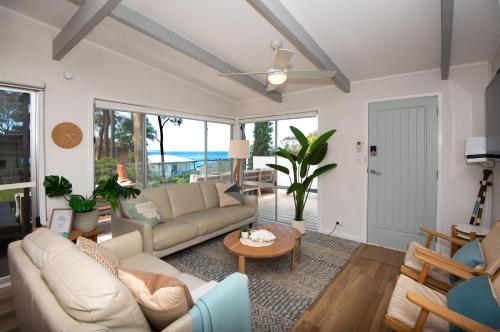 Χώρος καθιστικού στο High View Haven, Surf Beach