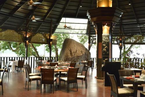 Restoran või mõni muu söögikoht majutusasutuses Pangkor Laut Resort - Small Luxury Hotels of the World