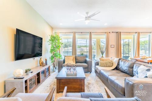 Luxury 6BR Villa With Private Pool Near Disney!, Davenport, Statele Unite ale Americii