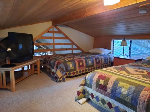 Gallery image of Willamette Pass Inn & Chalets in Odell Lake