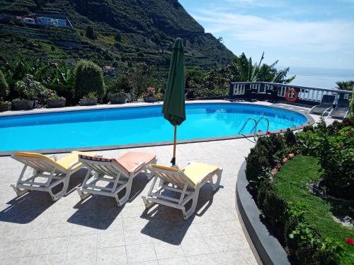 Arcos Grand Suites with pool
