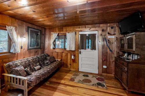 Pine Bluff Cottage – Photos 3