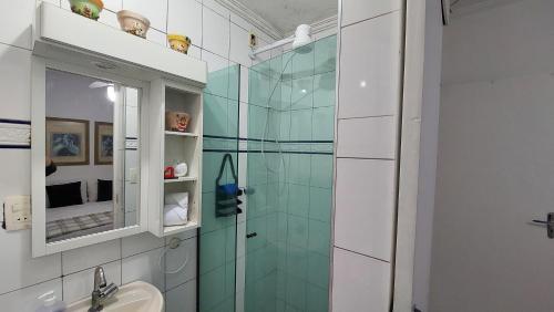 Bathroom sa Rota 013 - Santos Canal 4