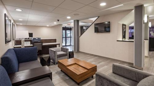 Best Western Paramus Hotel & Suites – Photos 2
