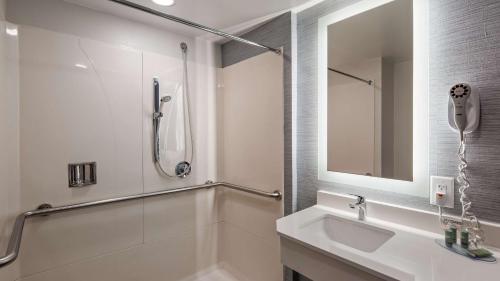 Gallery image of Best Western Paramus Hotel & Suites in Paramus