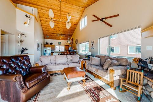 Firelight Chalet 94 – Photos 3