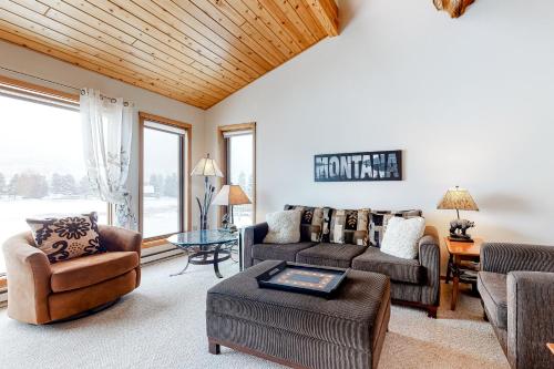Park Condo 301 – Photos 2
