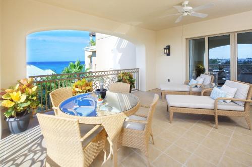 Gallery image of Ocean View Residence 501 located at The Ritz-Carlton in Upper Land