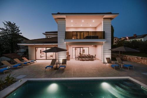 Luxury Villa Luana