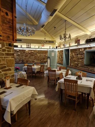 Restoran või mõni muu söögikoht majutusasutuses AZUR ROOMS LJUBLJANA