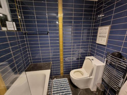Spacious & Central London Park ground floor flat