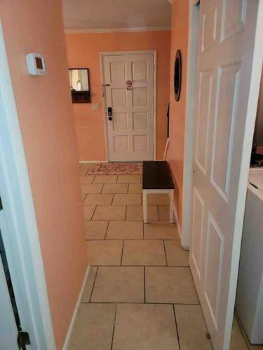 Elegant 2-bedroom pet-friendly villa w 2 parking spaces photo 23