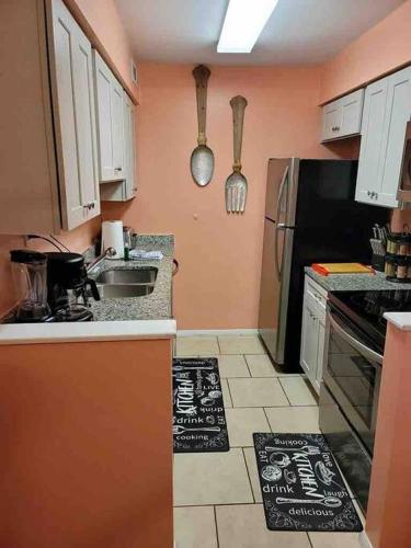 Elegant 2-bedroom pet-friendly villa w 2 parking spaces photo 28