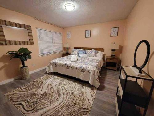 Elegant 2-bedroom pet-friendly villa w 2 parking spaces photo 21