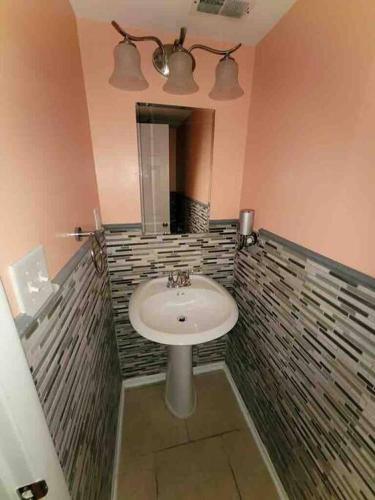 Elegant 2-bedroom pet-friendly villa w 2 parking spaces photo 44