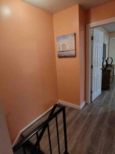 Elegant 2-bedroom pet-friendly villa w 2 parking spaces photo 47