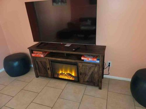 Elegant 2-bedroom pet-friendly villa w 2 parking spaces photo 64