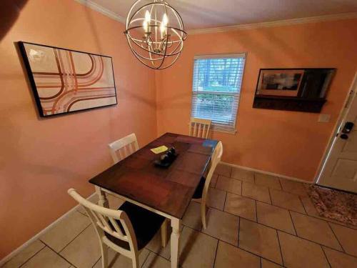 Elegant 2-bedroom pet-friendly villa w 2 parking spaces photo 71