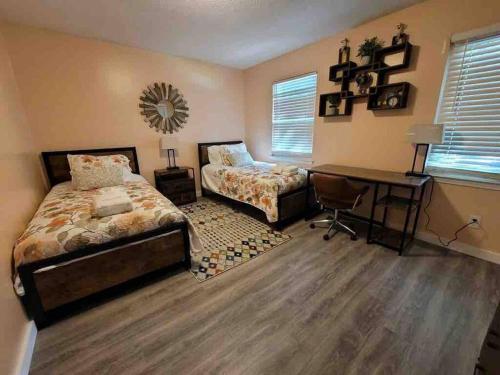 Elegant 2-bedroom pet-friendly villa w 2 parking spaces photo 72