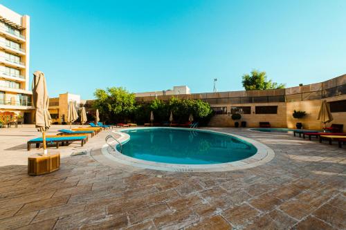 Oryx Hotel Aqabaの敷地内または近くにあるプール
