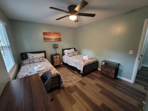 HHI Homes- Newly Renovated Cozy Modern Pet-Friendly Villa-Ideal Location photo 86