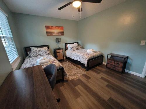 HHI Homes- Newly Renovated Cozy Modern Pet-Friendly Villa-Ideal Location photo 90
