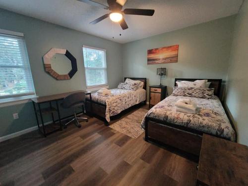 HHI Homes- Newly Renovated Cozy Modern Pet-Friendly Villa-Ideal Location photo 89