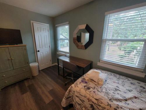 HHI Homes- Newly Renovated Cozy Modern Pet-Friendly Villa-Ideal Location photo 87