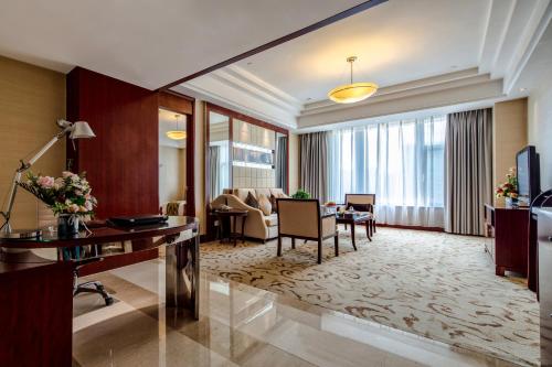 Gallery image of Yungang Jianguo Hotel in Datong