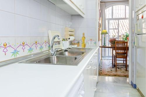 A cozinha ou cozinha compacta de Santa Cruz Apartment, 2 pax, quiet and stil