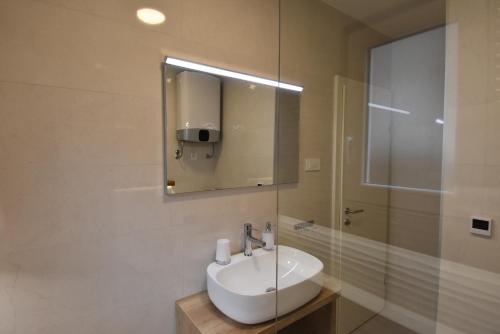 Kylpyhuone majoituspaikassa Villa NEDE 2