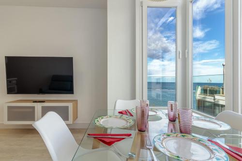 Flatguest Canteras Sunset Beach, Las Palmas de Gran Canaria ...