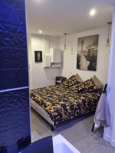 Postel nebo postele na pokoji v ubytování appart spa 89
