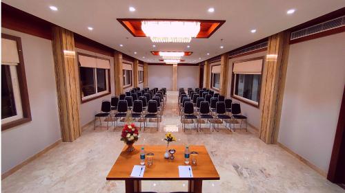 Zona business o sala de conferencias en Sshubh Hotel Nathdwara